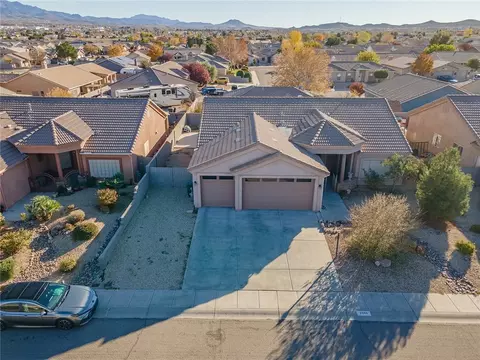 2086 Alan Ladd Dr, Kingman, AZ 86409
