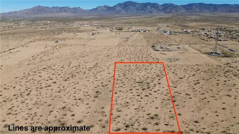 5 Ac Bee Dr, Dolan Springs, AZ 86441