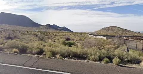 3374 Hwy 68, Golden Valley, AZ 86413