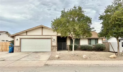 667 Lilac Ln, Bullhead City, AZ 86442