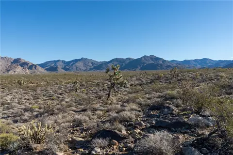 244-07 E 115 E High St, Yucca, AZ 86438 photo 5