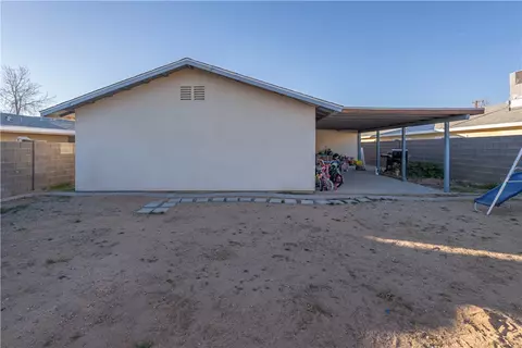 Exterior - 2520 Ashfork Ave, Kingman, AZ 86401 photo 9 of 9