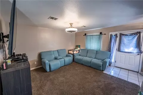 Living - 2520 Ashfork Ave, Kingman, AZ 86401 photo 1 of 1