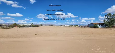 3968 N Stewart Mountain Rd, Golden Valley, AZ 86413