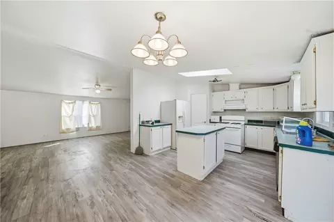 2340 E Devlin Ave, Kingman, AZ 86409 photo 8