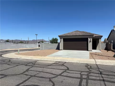 2601 Chambers Ave, Kingman, AZ 86401