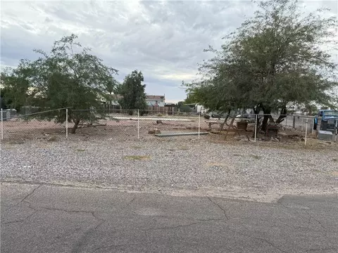 1622 El Corro, Fort Mohave, AZ 86426