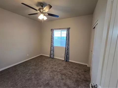 Bedroom - 2579 Estrella Vis, Kingman, AZ 86409 photo 4 of 7