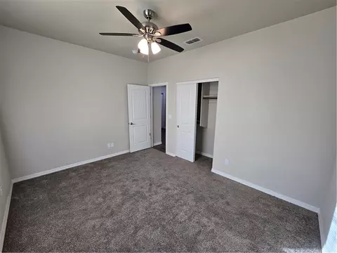 Bedroom - 2579 Estrella Vis, Kingman, AZ 86409 photo 3 of 7