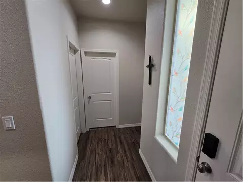 Entry Way - 2579 Estrella Vis, Kingman, AZ 86409 photo 3 of 3