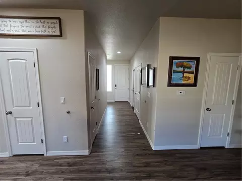Entry Way - 2579 Estrella Vis, Kingman, AZ 86409 photo 2 of 3