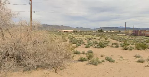 3780 N Mobile Rd, Golden Valley, AZ 86413