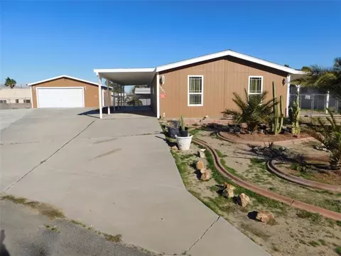 1581 Nottingham Dr, Bullhead City, AZ 86442