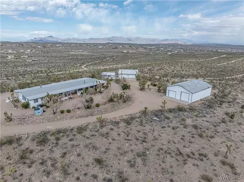 675 E King Tut Dr, Meadview, AZ 86444