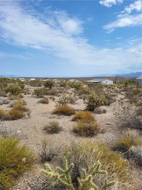 1205 Spencer Dr, Meadview, AZ 86444