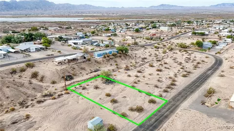 4812 York Dr, Topock, AZ 86436