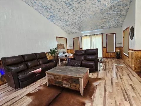 Living - 10664 E Austin Loop, Kingman, AZ 86401 photo 2 of 4