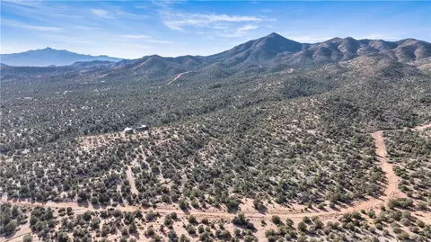 View/Area - 10664 E Austin Loop, Kingman, AZ 86401 photo 2 of 9