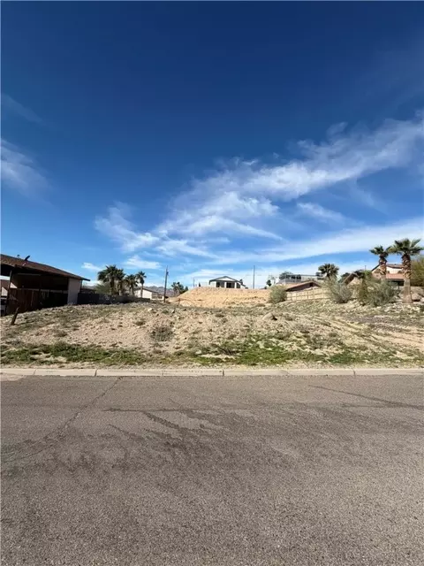 1795 Verano Cir, Bullhead City, AZ 86442