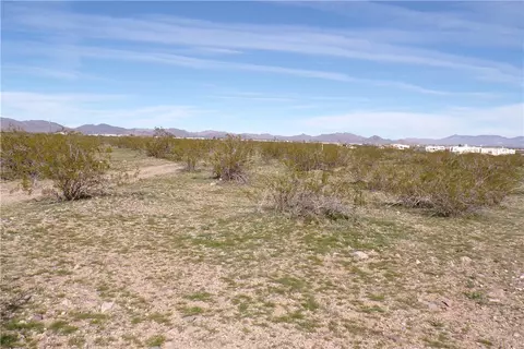 lot13 S Canelo, Golden Valley, AZ 86413
