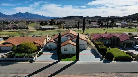 825 Country Club Dr, Kingman, AZ 86401