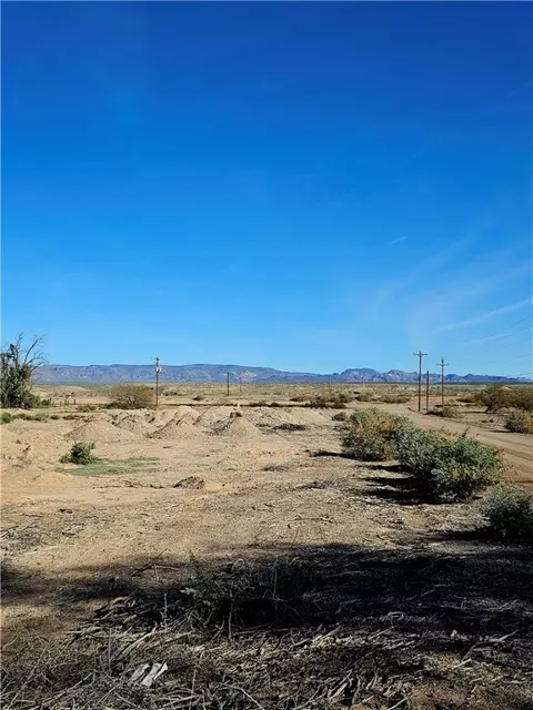 000 Aquarius Dr #9, Mohave Valley, AZ 86440