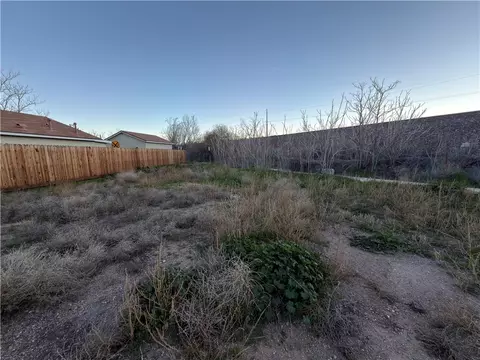 802 Madison St, Kingman, AZ 86401