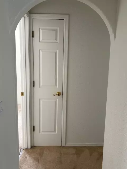 Entry Way - 7024 E Stetson Dr, Kingman, AZ 86401 photo 1 of 2