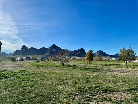 2980 S Naco Rd, Golden Valley, AZ 86413