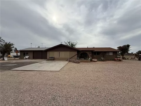 1140 Franklin Dr, Kingman, AZ 86401