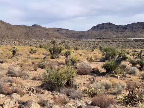 305-06 E 002d E Mazatzal Dr, Golden Valley, AZ 86413