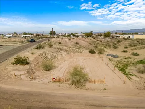 4757 Pinta Dr, Topock, AZ 86436