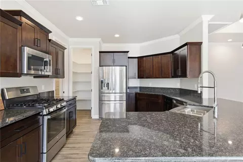 3790 Katie Lane Loop, Kingman, AZ 86401 photo 4