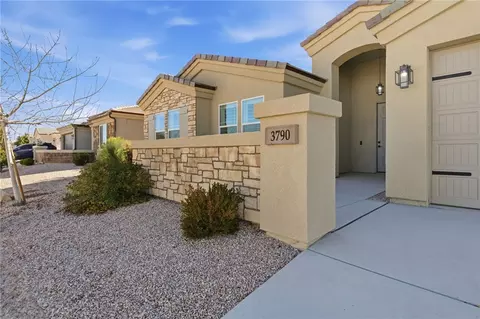 3790 Katie Lane Loop, Kingman, AZ 86401 photo 2