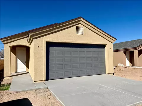 2955 Mc Vicar, Kingman, AZ 86401
