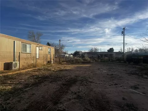 3656 E Shaeffer Ave, Kingman, AZ 86409 photo 3
