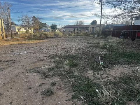 3656 E Shaeffer Ave, Kingman, AZ 86409 photo 8