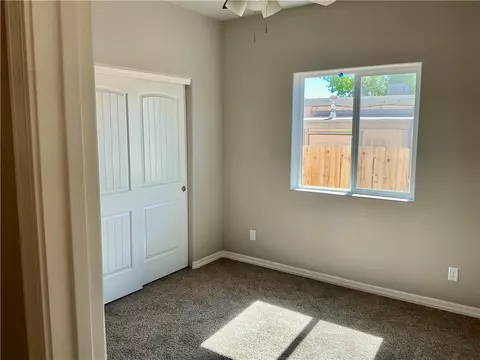 Bedroom - 2945 E Mcvicar Ave, Kingman, AZ 86409 photo 2 of 6
