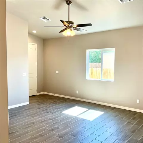 Living - 2945 E Mcvicar Ave, Kingman, AZ 86409 photo 1 of 1