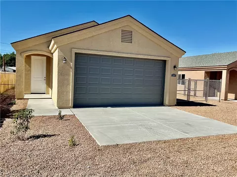 Exterior - 2945 E Mcvicar Ave, Kingman, AZ 86409 photo 5 of 5