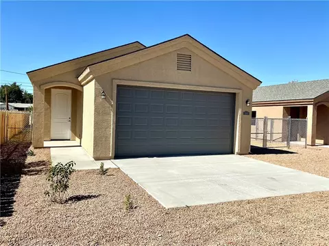 2945 E Mcvicar Ave, Kingman, AZ 86409