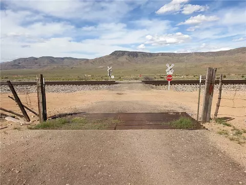 80 N Acres N Hidden Springs Rd, Hackberry, AZ 86411 photo 5