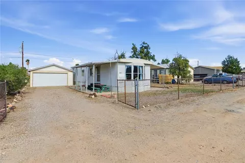 1211 Gemstone Ave, Bullhead City, AZ 86442