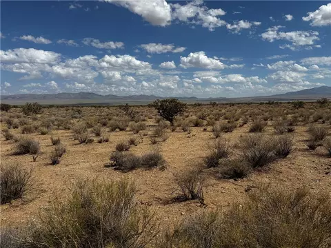 310-02 N 033 N Avenida Obregon Ave, Kingman, AZ 86401