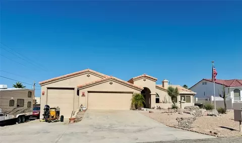 325 Pacific Dr, Lake Havasu City, AZ 86406