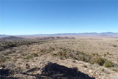 313-57 050 Wicca Way, Kingman, AZ 86409