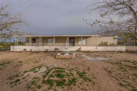 4275 W Abrigo Dr, Golden Valley, AZ 86413