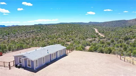18205 E Globe Willow Dr, Kingman, AZ 86401