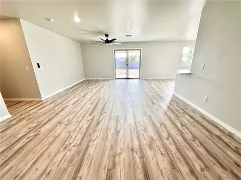 Living - 4580 E Bayside Dr, Topock, AZ 86436 photo 2 of 4