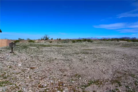 2645 E Vicki Ave, Fort Mohave, AZ 86426